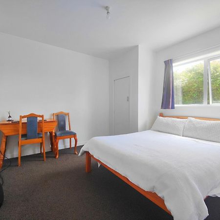 From 160 For Two Bedrooms Property In Wellington Exterior photo