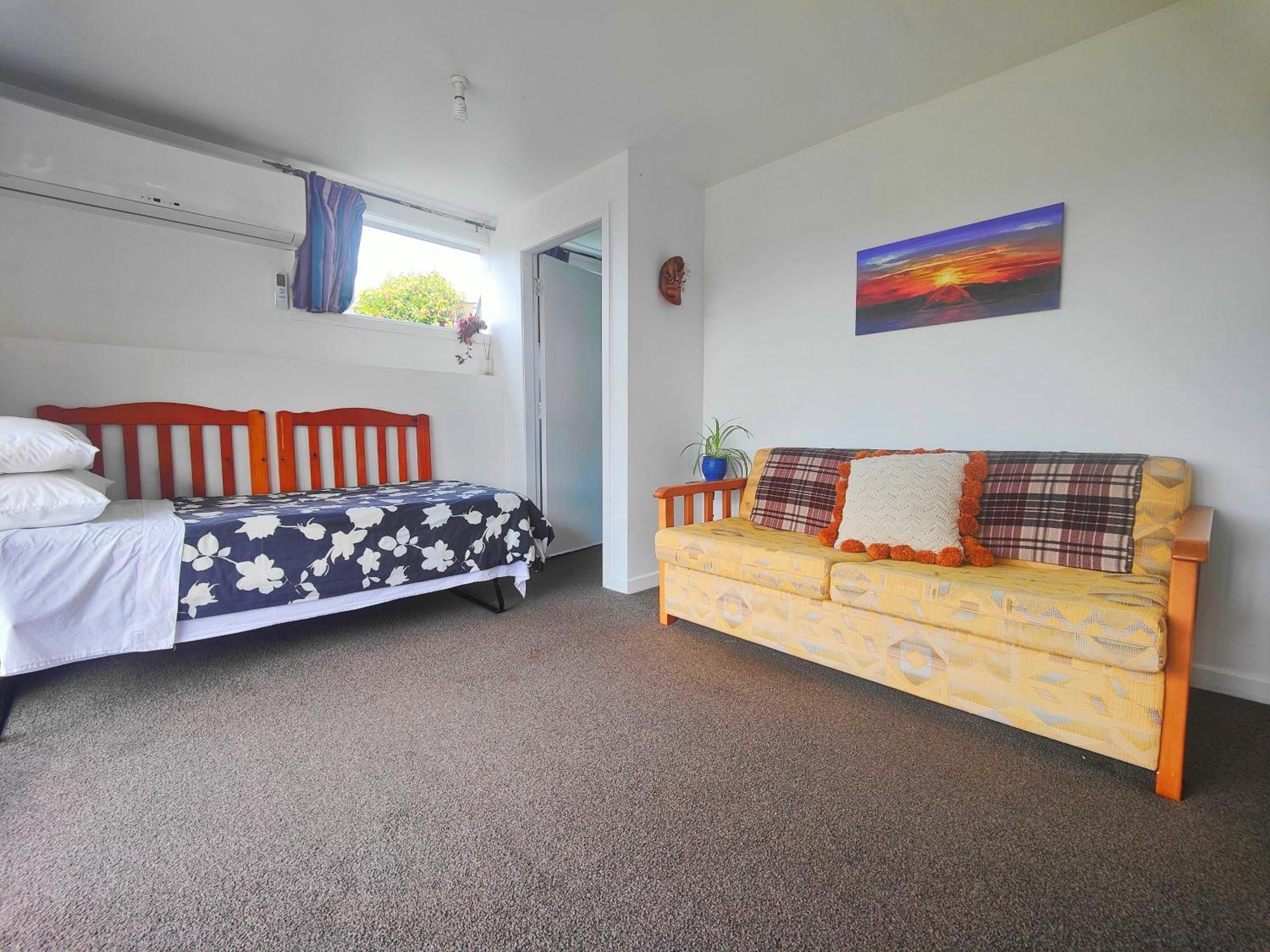 From 160 For Two Bedrooms Property In Wellington Exterior photo